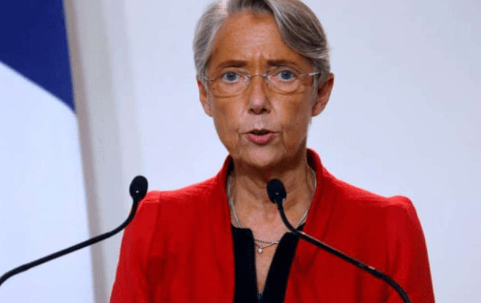 Элизабет Борн.png