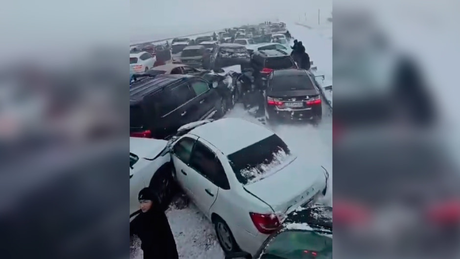 Массовое ДТП в казахстане.jpg Массовое ДТП в казахстане.jpg