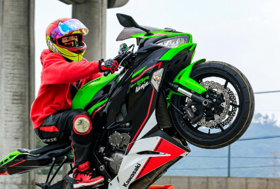 мото-ниндзя.jpg мото-ниндзя.jpg