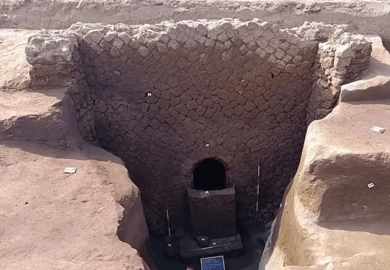 Археологи вскрыли гробницу 2000-летней давности — сохранность мумии поразила.png Археологи вскрыли гробницу 2000-летней давности — сохранность мумии поразила.png