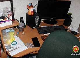 В Сморгони 14-летняя школьница выпила 20 таблеток парацетамола, чтобы не писать контрольную