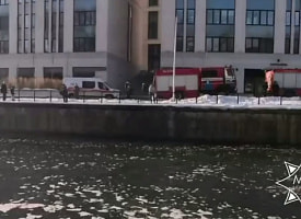 Мужчина погиб на Свислочи в центре Минска во время катания на сапборде