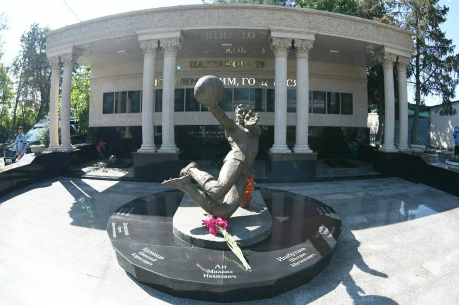 В Минске через 45 лет сыграют матч, который не состоялся из-за унесшей жизни футболистов Пахтакора-1979 авиакатастрофы.jpg