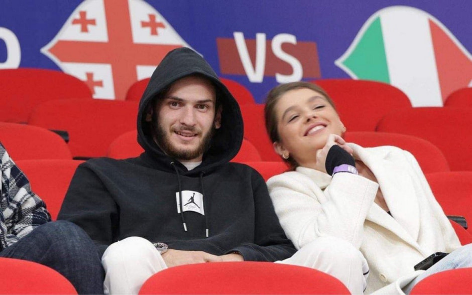 Хвича Кварацхелия 9_С девушкой.jpg