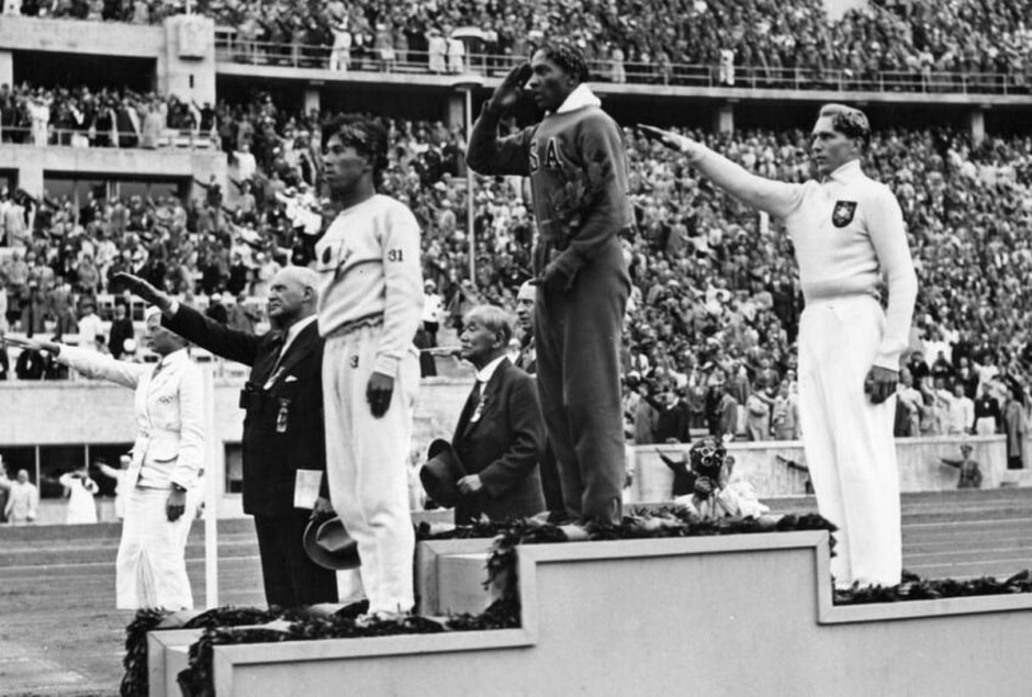 Джесси Оуэнс_2.jpg