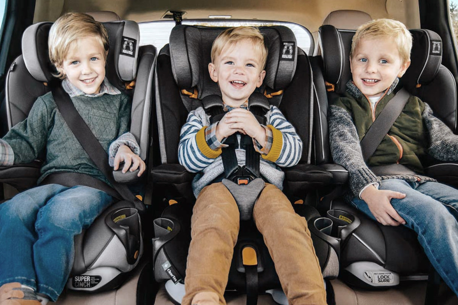 Дети в машине