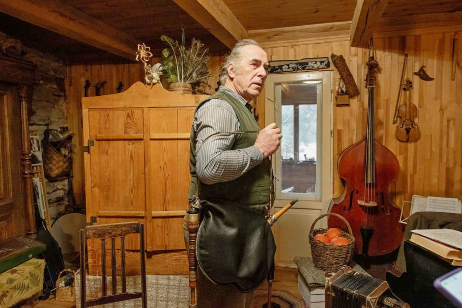 Алесь Лось и народные инструменты 16.jpg Алесь Лось и народные инструменты 16.jpg