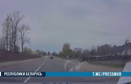 Под Брестом сотрудники ГАИ стреляли по колесам Renault. Затем выяснилось, кто был за рулем