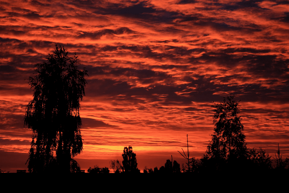 небо горит, фото dzyaniska