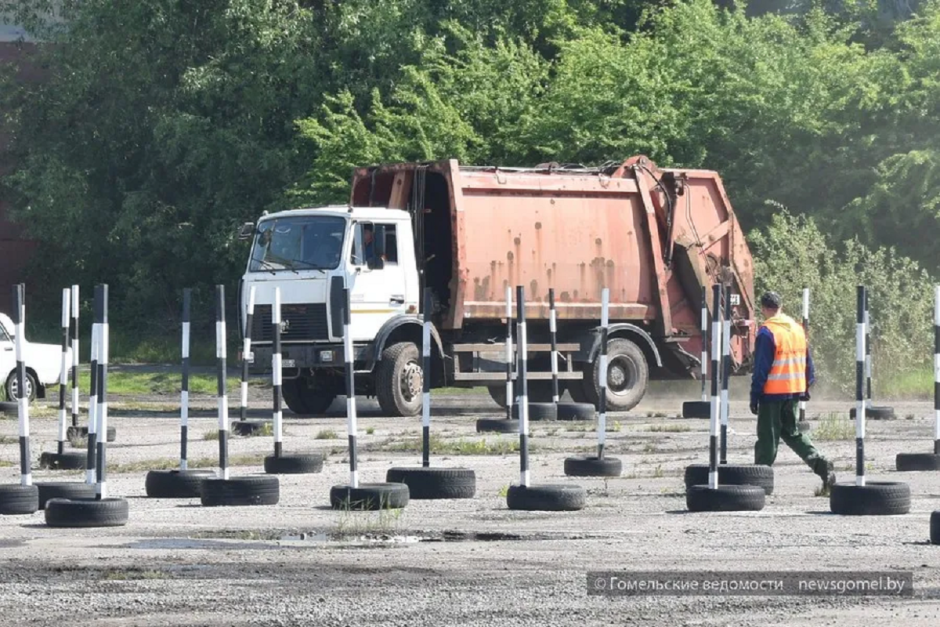 Кокурс мусоровозов.png