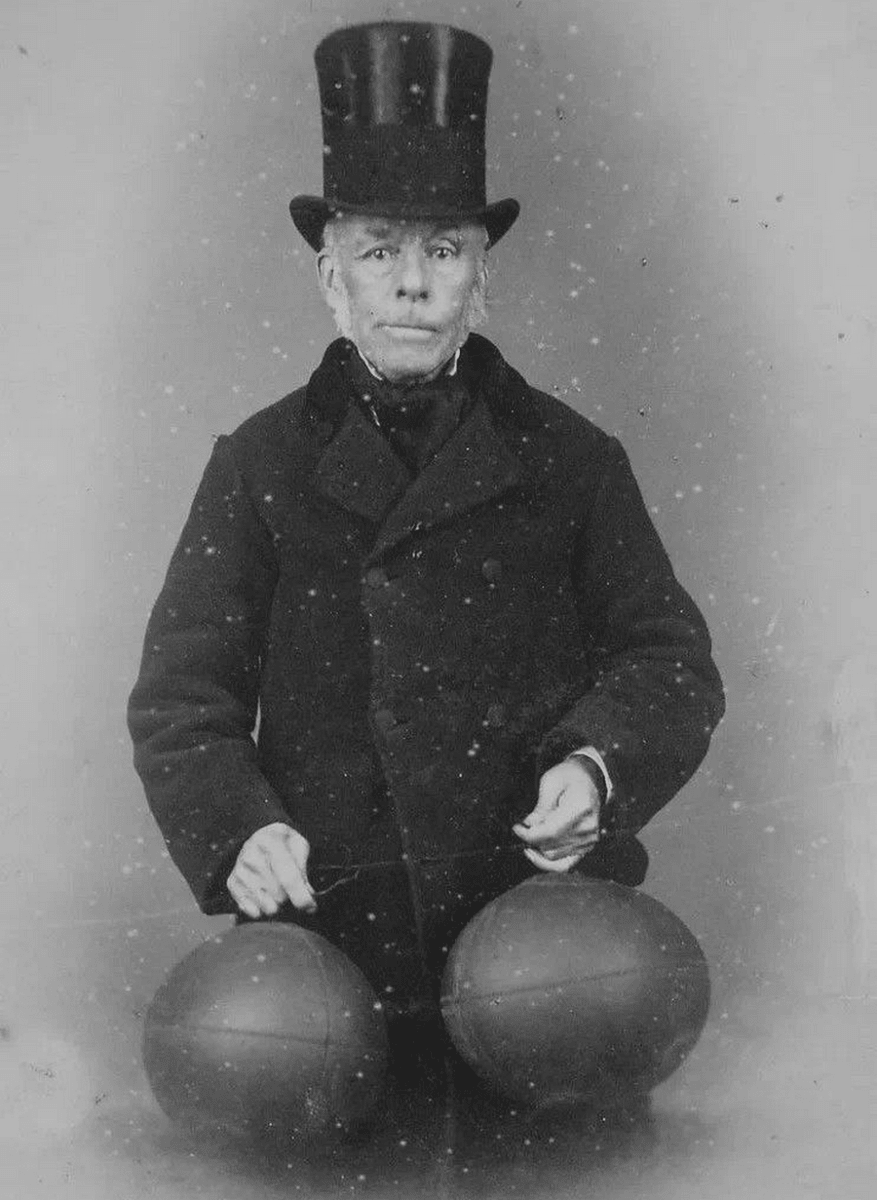 История мяча 9.png