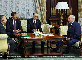 Лукашенко призвал ОДКБ быть “очень аккуратными” в отношениях с Арменией