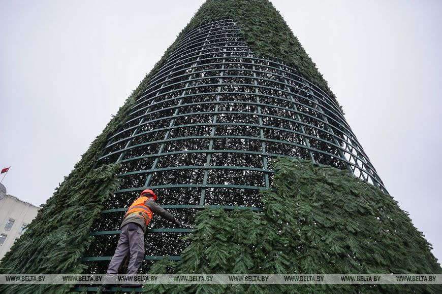 елка в Могилеве OFOI0170_1-1.jpg