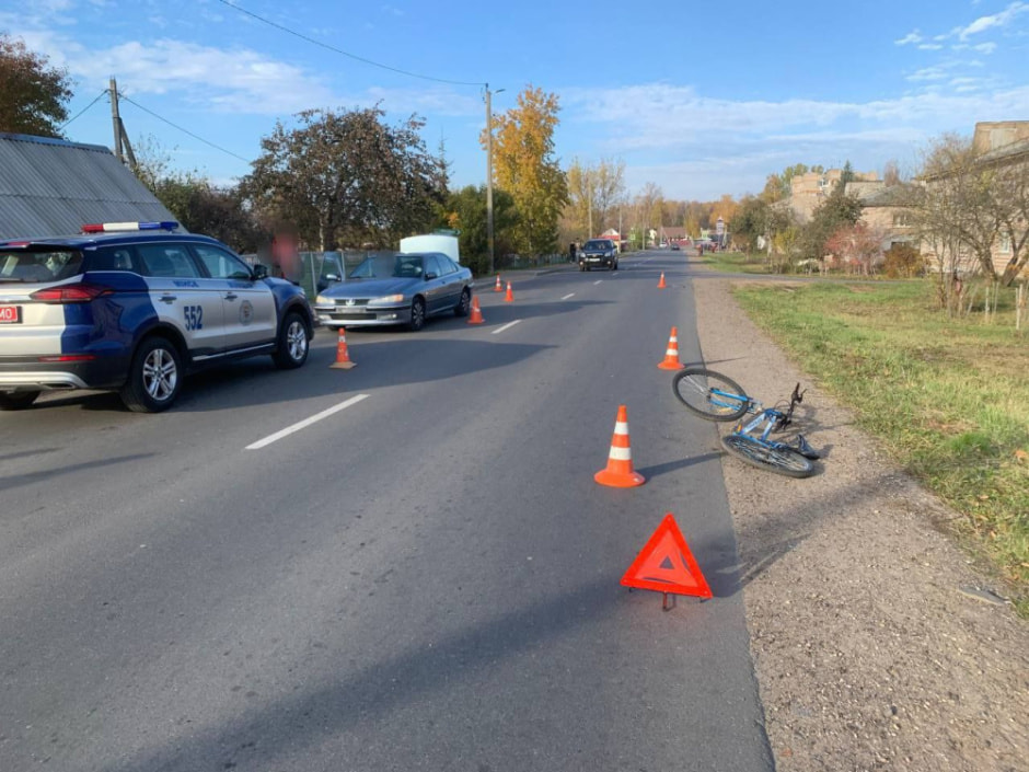 Peugeot в Михановичах сбил 12-летнего подростка на велосипеде (4).jpg
