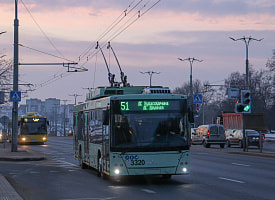“Адская боль”. Минчанку ударило током в троллейбусе – что известно?