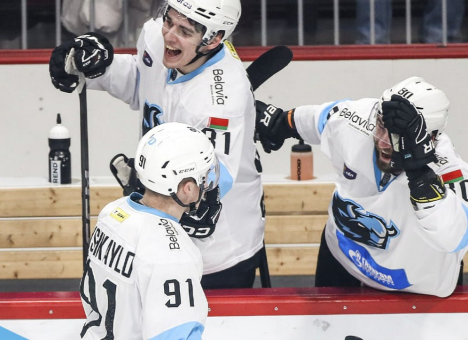 Динамо хоккей новое фото.jpg