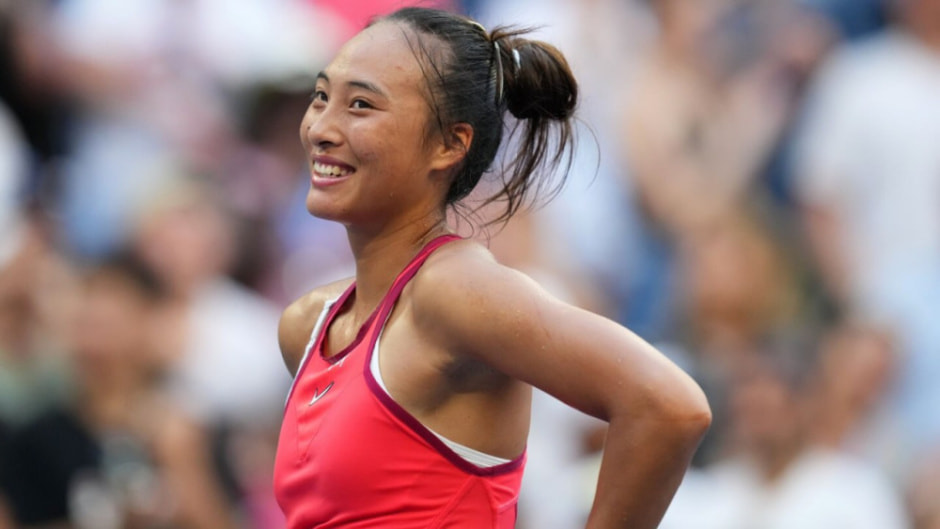 Чжэн Циньвэнь перед матчем с Соболенко “Мне очень нравится играть против нее”.jpg