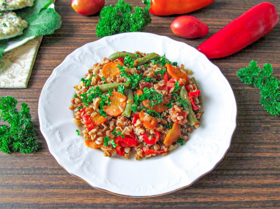Гречка с овощами.jpg