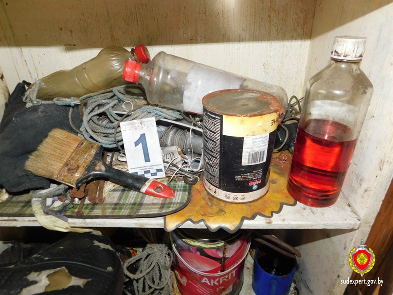 Нашли на свалке спирт.jpg