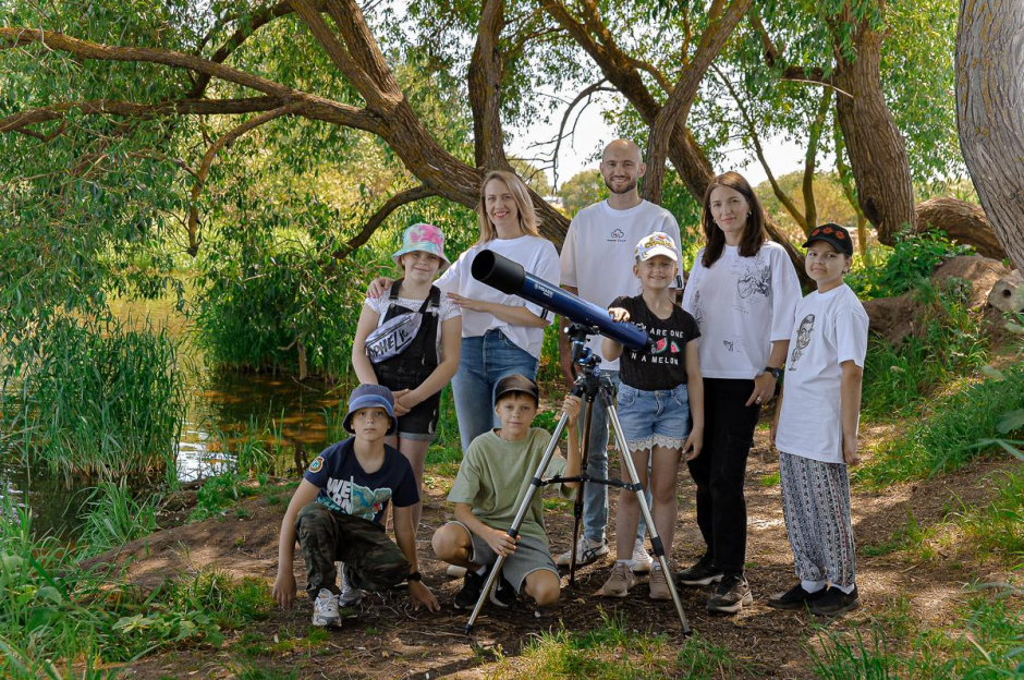 Подзорная труба hoster 8.png Подзорная труба hoster 8.png