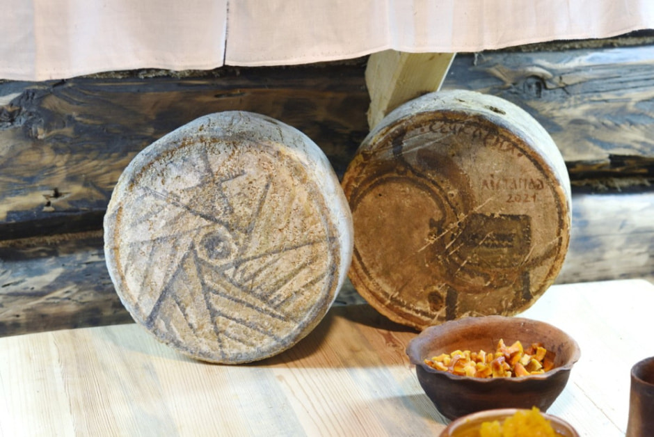 Семья восстановила старые рецепты сыров 10.jpg