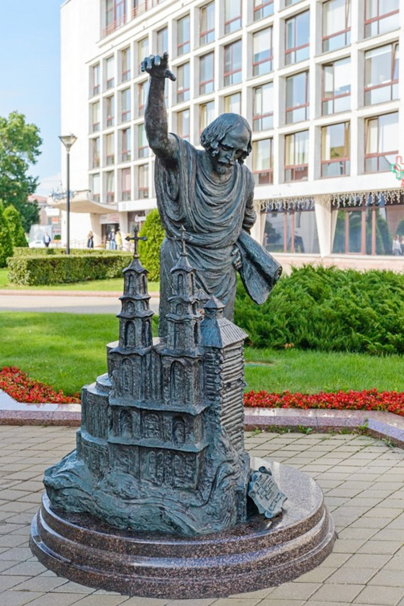 Прогулка с Селихановым современность 8.jpg