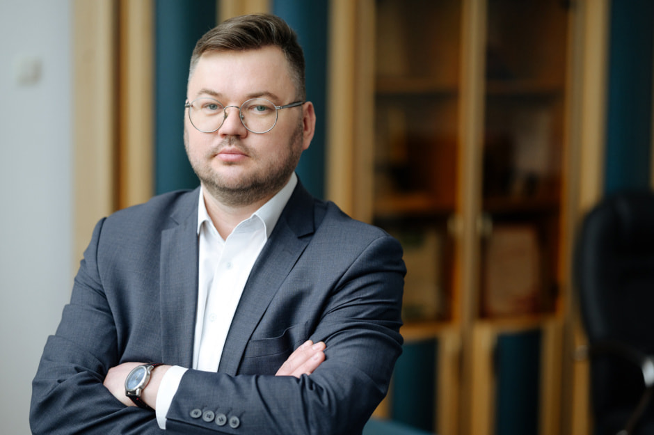 Алексей Тяжких (обложка).jpg