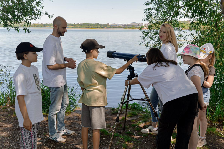 Подзорная труба hoster 3.png Подзорная труба hoster 3.png