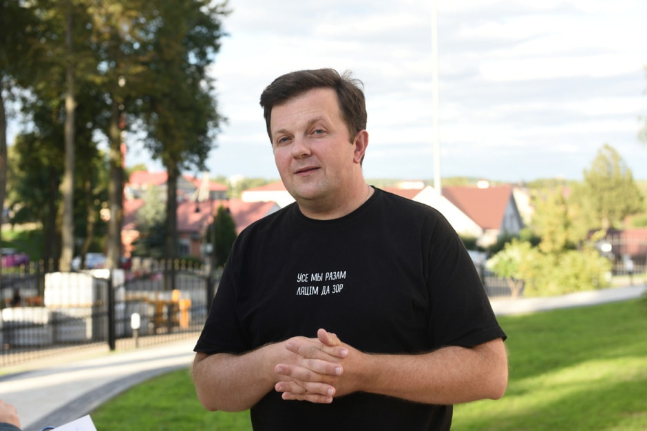 2-Астроном и астрофотограф Виктор Малыщиц в Заславле.jpg