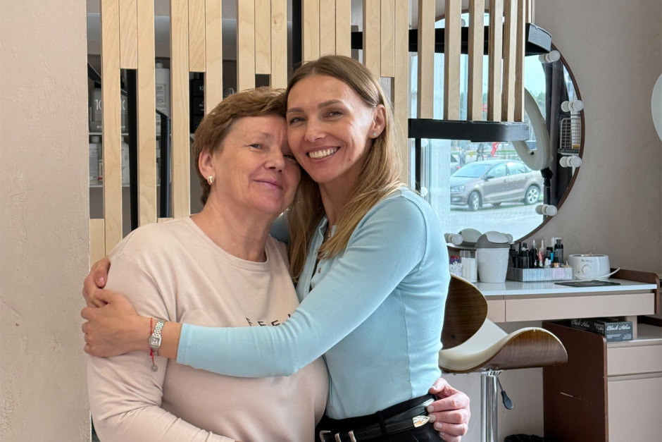 Известные белорусы вспоминают трогательные истории из детства про своих мам 21.jpg