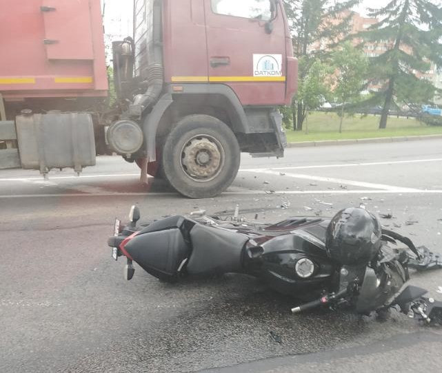 ДТП в Уручье 1.jpg