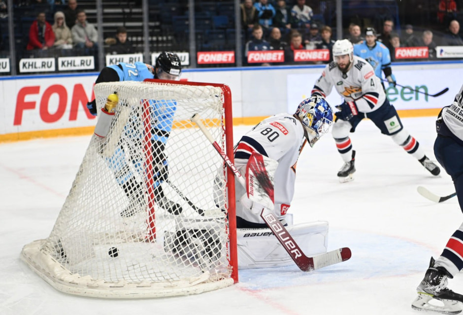 динамо10.jpg динамо10.jpg