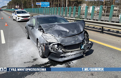 Не выдержали дистанцию: на МКАД произошло ДТП с Toyota и Mercedes