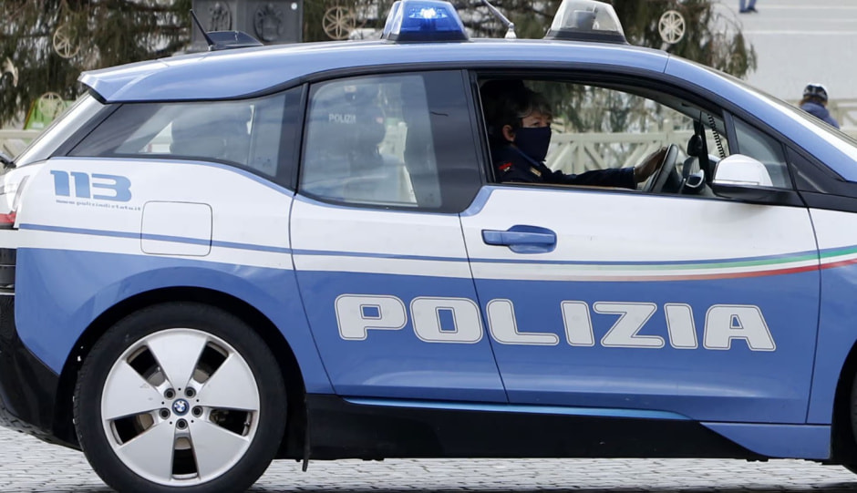 Итальянская полиция .jpg