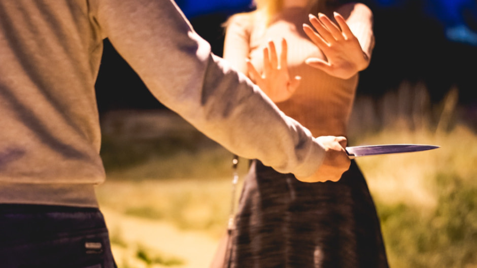 Нападение на девушку.jpg