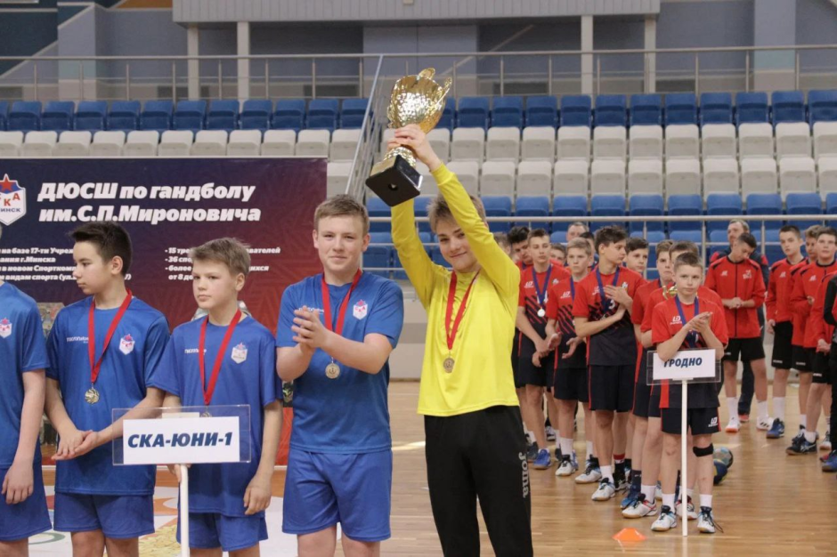 Сергей Рутенко гандбол 5.png