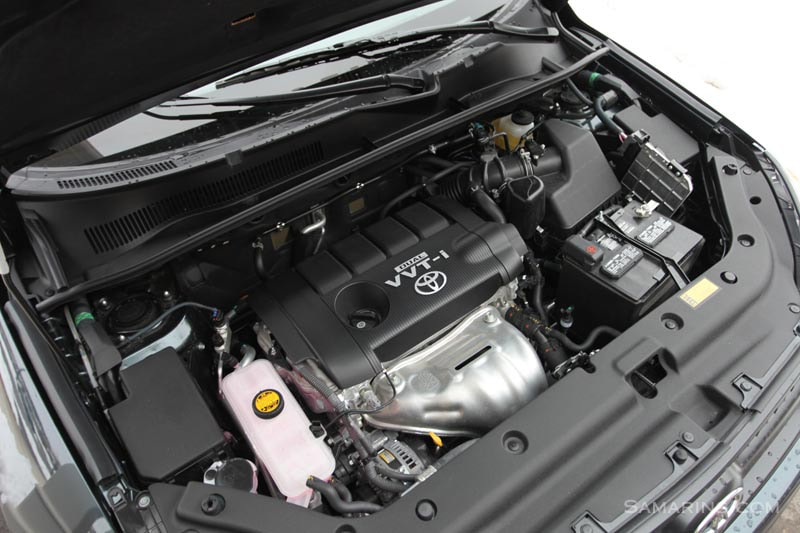 rav4-2011-engine-large.jpg