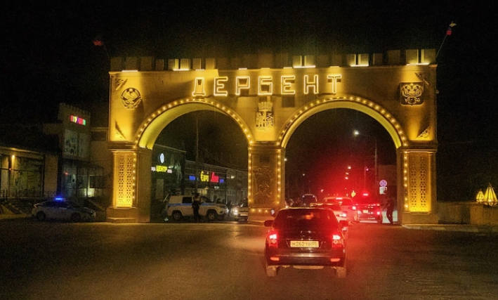 Погибло девять человек. Что известно о терактах в Дагестане к этому часу.png