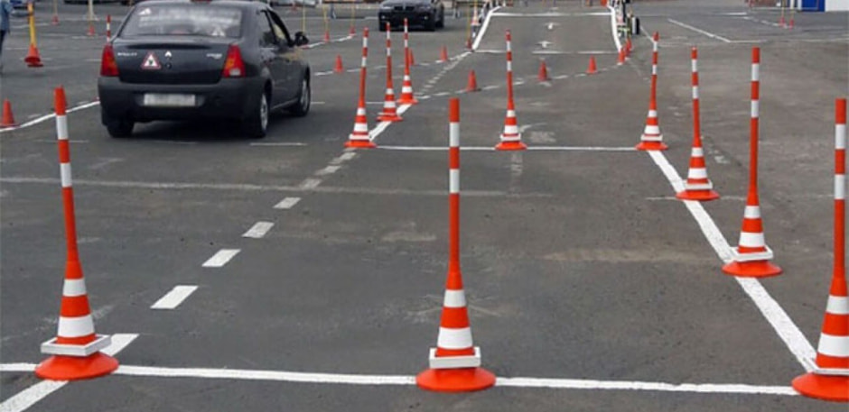 Парковка на автодроме2.jpg