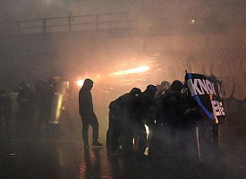 Около 10 тысяч итальянцев вышли на протесты против зимней Олимпиады. Что их возмутило?