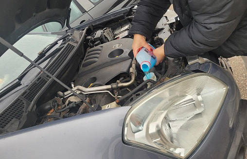 Еще 5 запретили в Беларуси. Что не так с российскими стеклоомывайками?