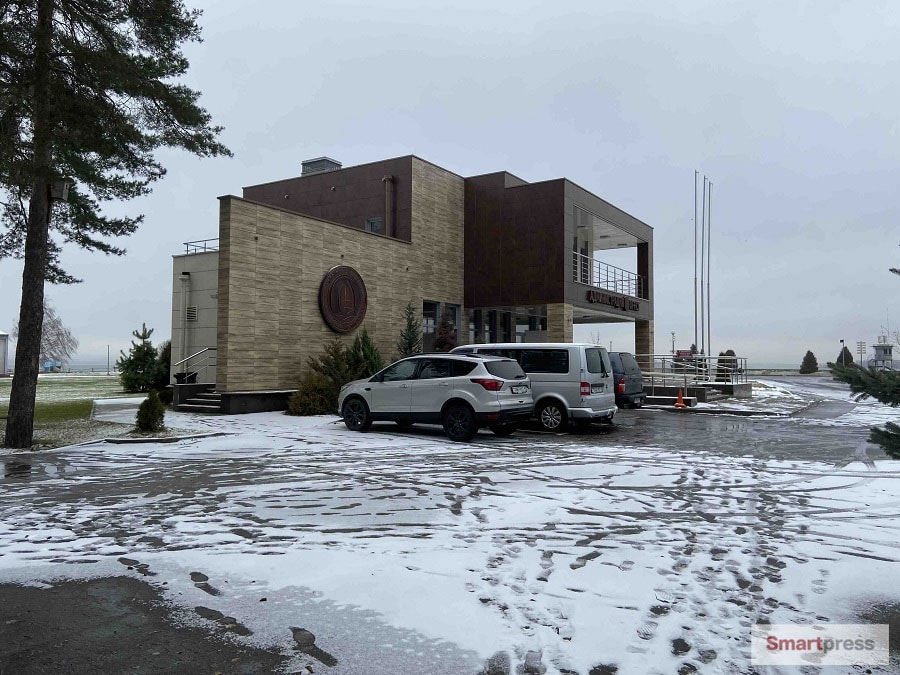 yahts1.jpg yahts1.jpg