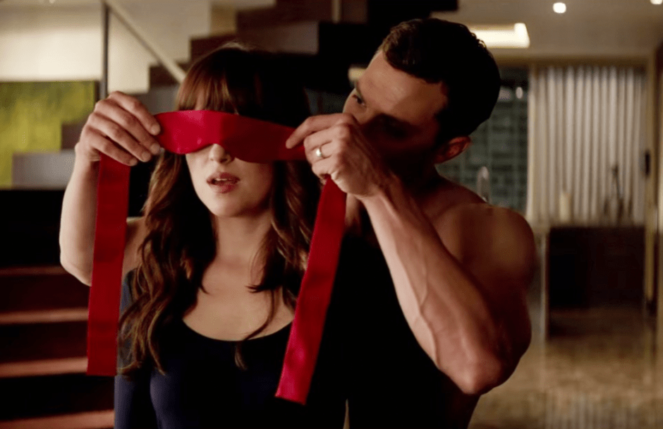 50 оттенков серого кадр из фильма