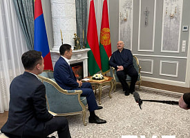 Президент Монголии назвал Минск раем на земле