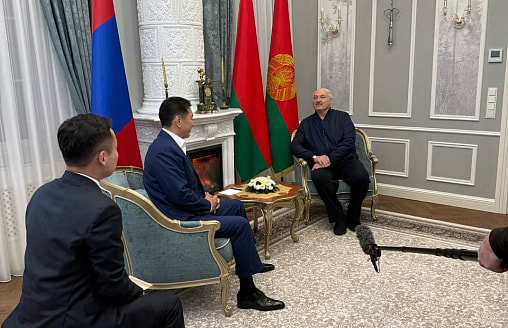 Президент Монголии назвал Минск раем на земле