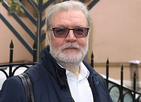 Умер народный артист России Владимир Симонов, снявшийся в “Перевале Дятлова” и не только