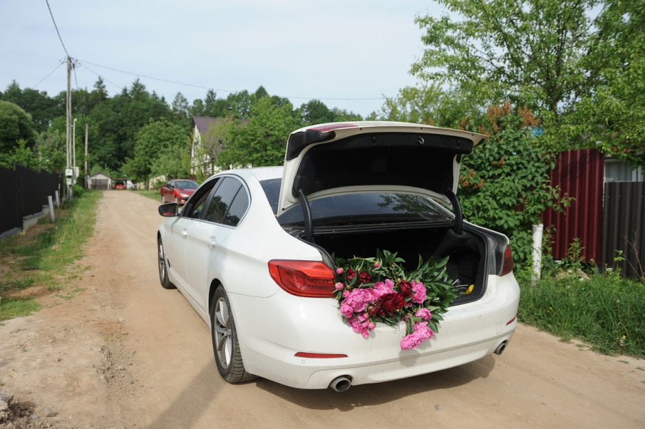 Продаем пионы на Комаровке 3.jpg