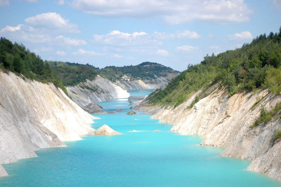 Чем опасны меловые карьеры Беларуси, напомнили в МЧС.jpg
