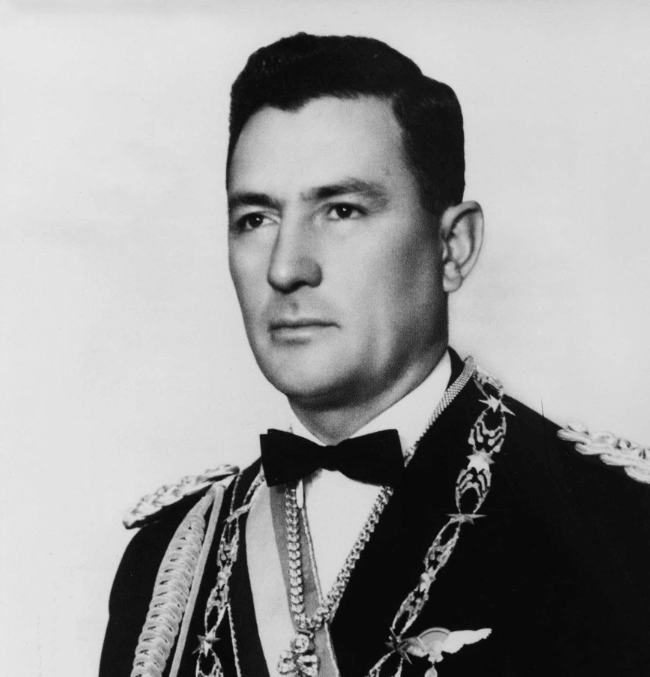 Рене Баррьентос.png