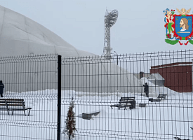 Ветер в Витебске порвал купол футбольного манежа